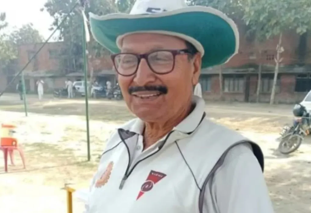 The umpire shot in the middle of the match