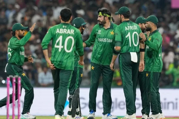 India on red alert! 3 Pakistan