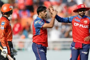 Why are Punjab Kings players W?