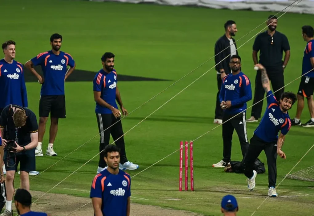 3 players from India who can be D