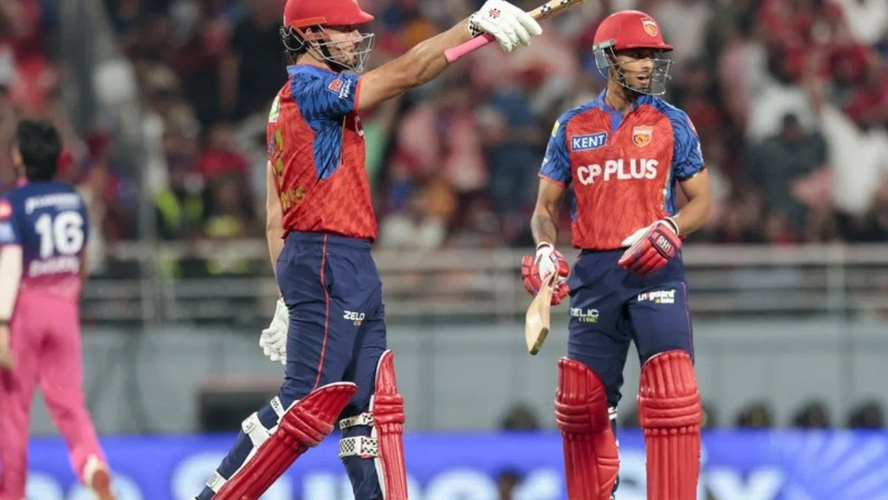 Not MS Dhoni! marcus stoinis h