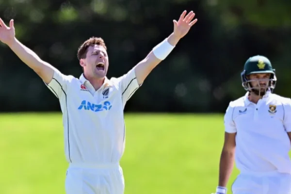 New Zealand issue Matt Henry i